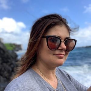 Meet your Posher, Erin